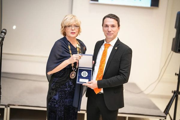 🥂Čarter proslava kluba🥂 Rotari klub ,,Mihajlo Pupin" proslavio je u subotu…
