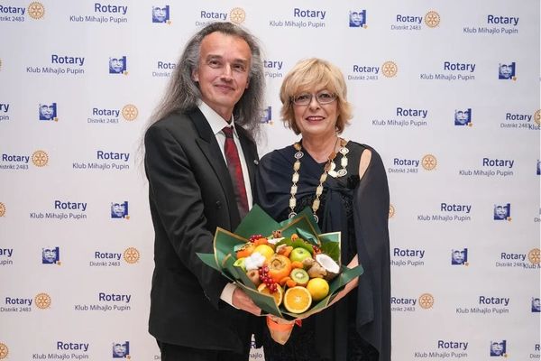 🥂Čarter proslava kluba🥂 Rotari klub ,,Mihajlo Pupin" proslavio je u subotu…