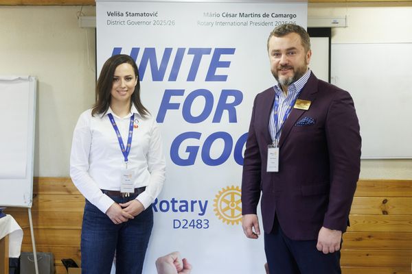 Članica našeg kluba i dolazeća predsednica, deo je DLT-a (District Leadership…