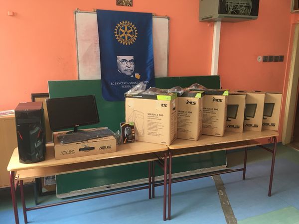 Članovi našeg kluba “Mihajlo Pupin” su 25.oktobra u prisustvu Vladimira…