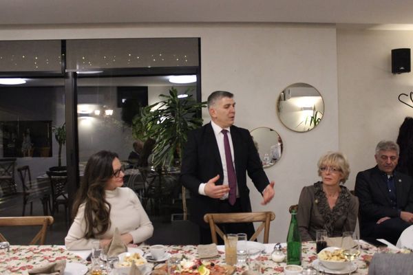Zvanična poseta guvernera Veliše Stamatovića klubu