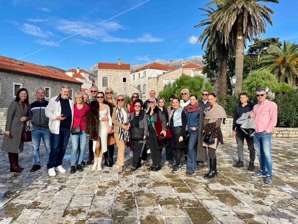 Naši članovi prisustvovali su svečanosti ,,Ladies' night" Rotari kluba Budva