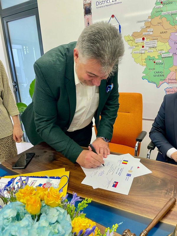 Ponovno osnivanje ICC-a Rumunija i Moldavija — Srbija