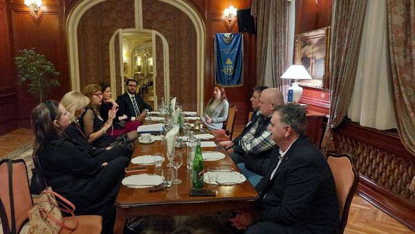 Predavanje Dragane Filipović, bivše ambasadorke Srbije