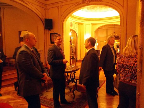 Sastanak klubova u „Aeroklubu“ sa regionalnim menadžerom Rotarija