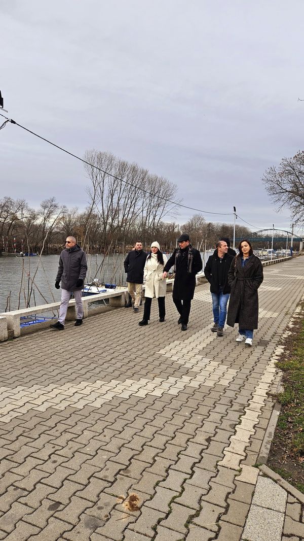 Subotu 21.12.2024. proveli smo u predivnom druženju sa našim bratskim Rotari…
