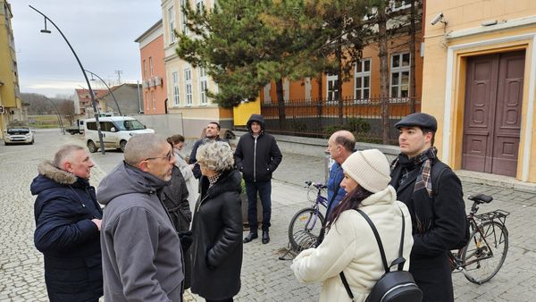 Subotu 21.12.2024. proveli smo u predivnom druženju sa našim bratskim Rotari…