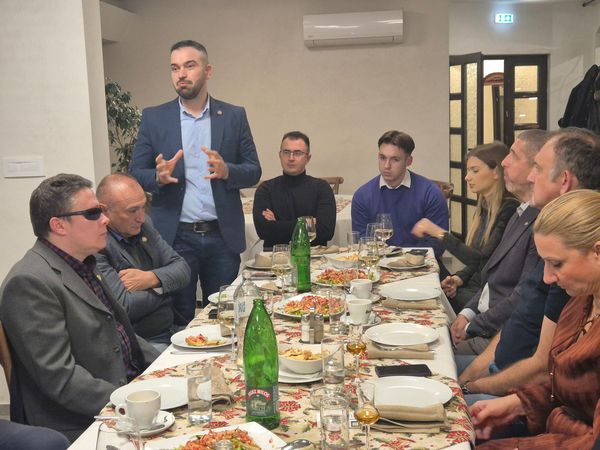 Zajedničkom sastanku klubova Rotary club "Mihajlo Pupin" , Rotary Club…